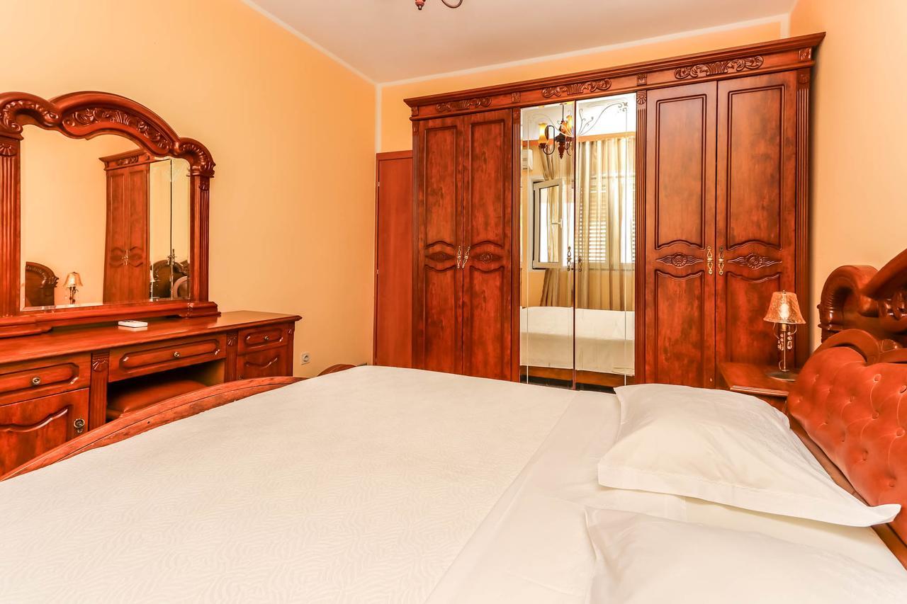 Guest House Darka Bijela Extérieur photo